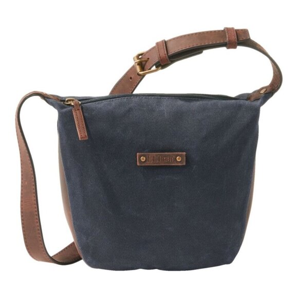 L.L. Bean Handbags - Like New L.L.Bean Waxed Canvas Crossbody‎ 7"H x 7"W x 3"D